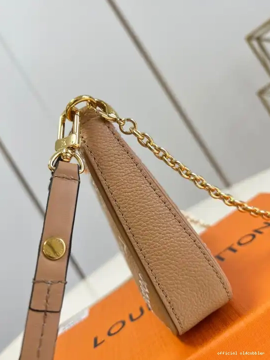 Official oldcobbler EASY LOUIS STRAP POUCH VUITTON ON 0628